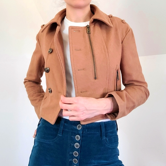 Wool crop jacket - Picture 11 of 16